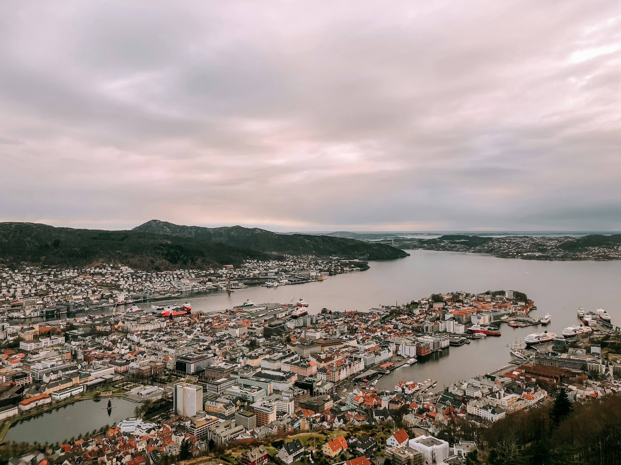 Bergen Walking Tour And Funicular Ride