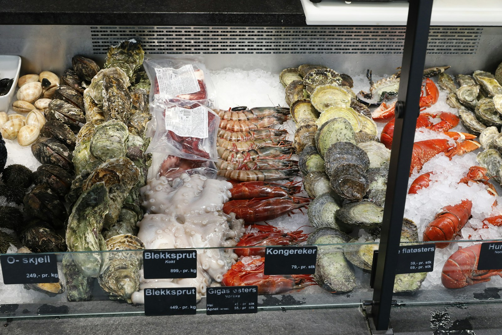 Fresh seafood at Bergen Fish Market